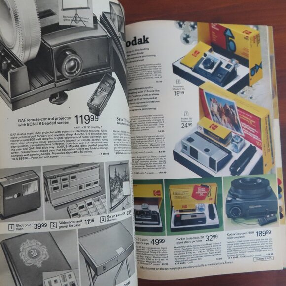 Eaton's of Canada Christmas 1974 Catalog - Picture 6 of 16